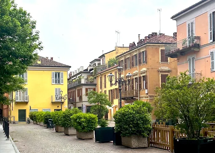 Del Palio Lägenhet Asti